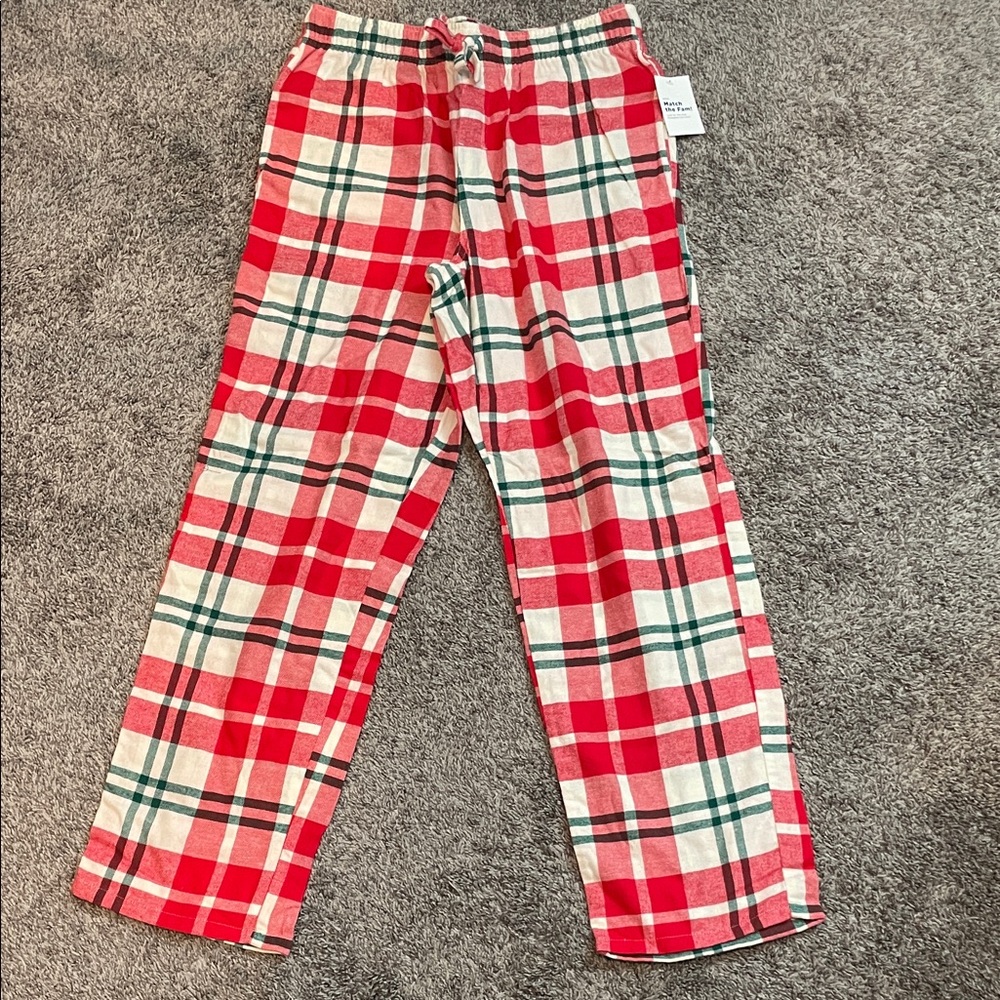 Men’s old navy size medium Red Plaid Pajama Pants